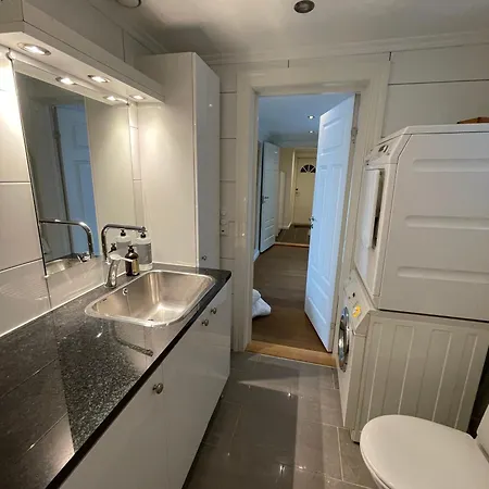 Kolbjornsvik Apartment *